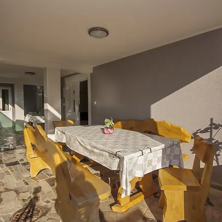Appartmani Dzandara * Brodarica (Sibenik-Knin)