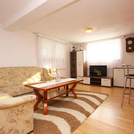 Apartment Appartmani Dzandara