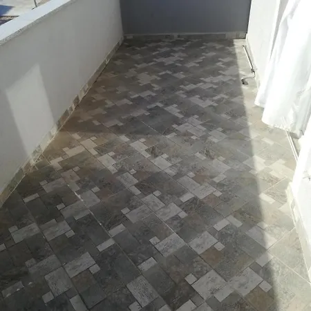 Appartmani Dzandara *