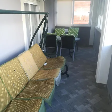 Appartmani Dzandara Apartment